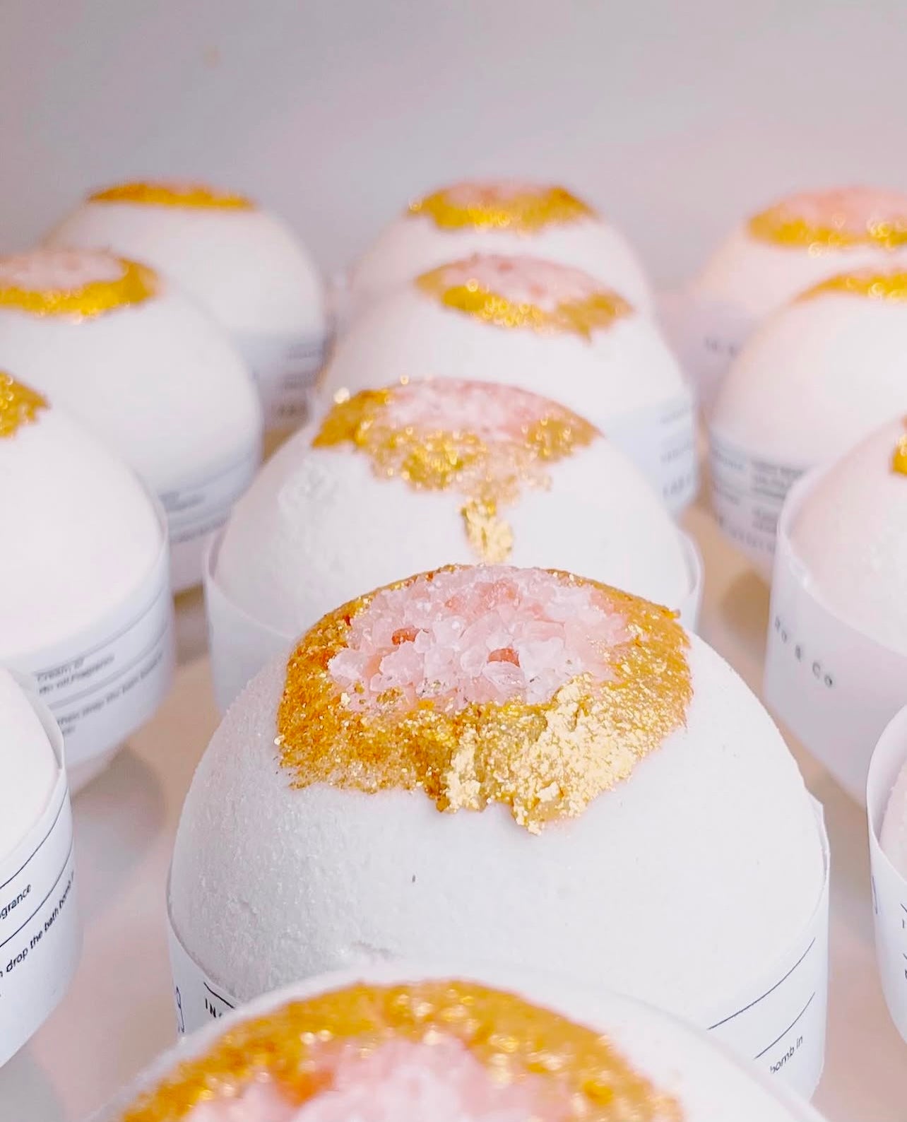 Lemon Essential Oil Bath Bomb